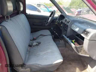 1995 Nissan Frontier with VIN 1N6SD11S3SC327624, listed as a IAAI auction lot 42635114 with 353,265 mi miles and . Bid and sale history available at DreamBid. Image 5.