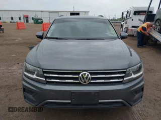 2018 Volkswagen Tiguan SEL with VIN 3VV2B7AX1JM166258, listed as a IAAI auction lot 42559513 with 36,246 mi miles and . Bid and sale history available at DreamBid. Image 12.