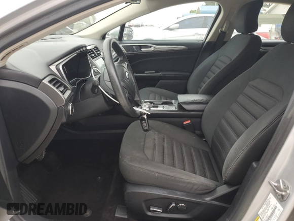 2017 Ford Fusion SE with VIN 3FA6P0HD3HR256602, listed as a Copart auction lot 55834485 with 157,495 mi miles and Clean title. Bid and sale history available at DreamBid. Image 7.