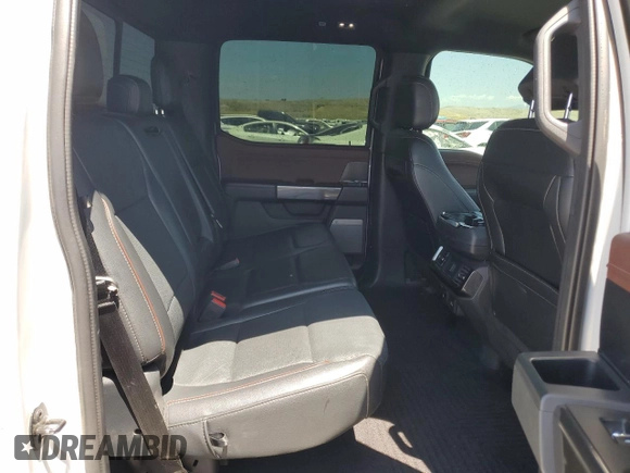 2021 Ford F-150 XL z VIN 1FTFW1E82MKD99078, wystawiony jako Copart lot #61089395 z przebiegiem 129 224 mil mil oraz Szkoda całkowita • Salvage title. Historia ofert i sprzedaży dostępna na DreamBid. Obrazek 10.