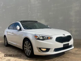 2014 Kia Cadenza Premium with VIN KNALN4D78E5152743, listed as a Copart auction lot 80067094 with 179,850 mi miles and Clean Title. Bid and sale history available at carsss.com. Image 1.
