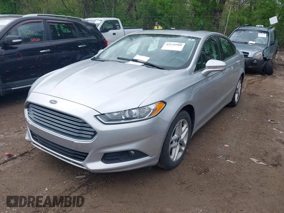 2014 Ford Fusion SE with VIN 3FA6P0HD9ER142812, listed as a IAAI auction lot 42135900 with 174,402 mi miles. Bid and sale history available at carsss.com. Image 2.