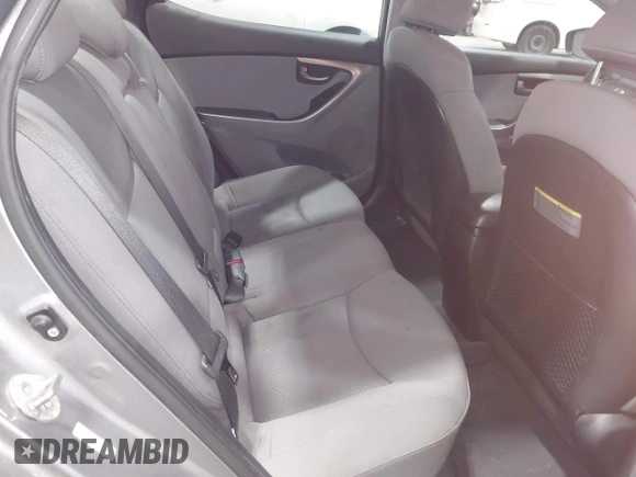 2012 Hyundai Elantra GLS z VIN KMHDH4AE6CU361222, wystawiony jako IAAI lot #42467636 z przebiegiem 176 795 mil mil oraz . Historia ofert i sprzedaży dostępna na DreamBid. Obrazek 8.