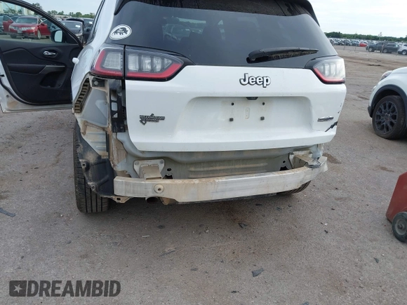 2019 Jeep Cherokee Latitude z VIN 1C4PJLCX8KD313153, wystawiony jako IAAI lot #42608299 z przebiegiem 76 394 mil mil oraz . Historia ofert i sprzedaży dostępna na DreamBid. Obrazek 6.