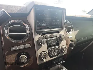 2016 Ford F-250 Lariat z VIN 1FT7W2BT1GEC13827, wystawiony jako IAAI lot #42481485 z przebiegiem 432 048 mil mil oraz . Historia ofert i sprzedaży dostępna na DreamBid. Obrazek 1.