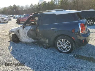 2018 MINI Countryman Cooper with VIN WMZYV5C3XJ3E02716, listed as a Copart auction lot 88490745 with 0 mi miles and Non Repairable. Bid and sale history available at carsss.com. Image 2.