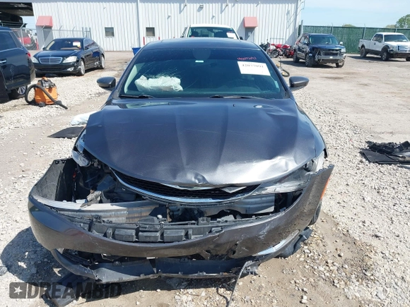 2015 Chrysler 200 Limited z VIN 1C3CCCAB0FN653658, wystawiony jako IAAI lot #42077091 z przebiegiem 151 691 mil mil oraz . Historia ofert i sprzedaży dostępna na DreamBid. Obrazek 13.