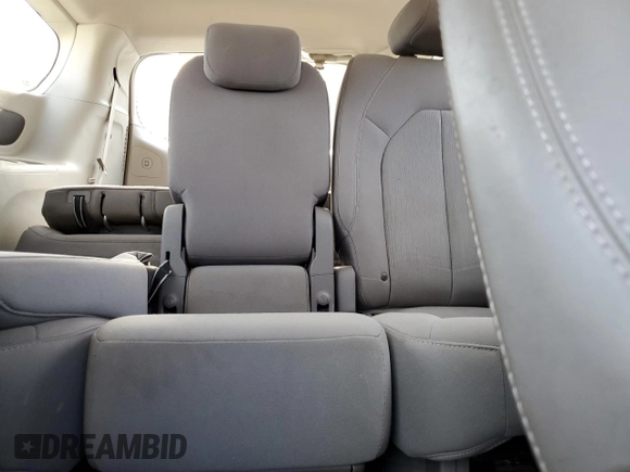2018 Chrysler Pacifica Touring Plus with VIN 2C4RC1FG0JR227480, listed as a Copart auction lot 50910495 with 90,706 mi miles and Salvage Title. Bid and sale history available at DreamBid. Image 10.