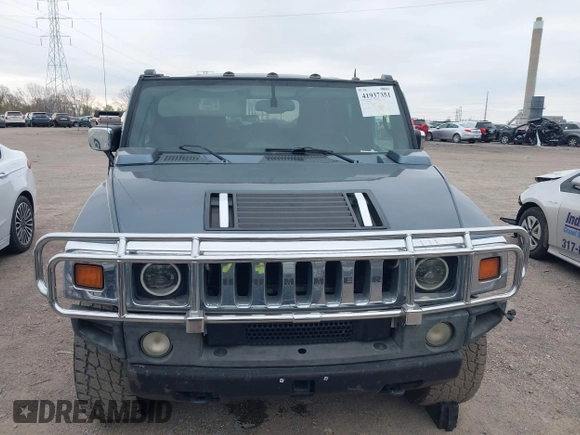 2005 Hummer H2 SUV z VIN 5GRGN23U95H100888, wystawiony jako IAAI lot #41937351 z przebiegiem 202 969 mil mil oraz . Historia ofert i sprzedaży dostępna na DreamBid. Obrazek 12.