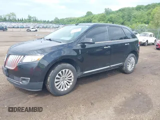 2012 Lincoln MKX z VIN 2LMDJ8JK8CBL17752, wystawiony jako IAAI lot #42430515 z przebiegiem 220 452 mil mil oraz . Historia ofert i sprzedaży dostępna na DreamBid. Obrazek 17.