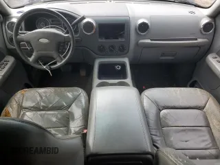 2005 Ford Expedition Special Service with VIN 1FMPU15505LA18951, listed as a Copart auction lot 50933965 with 224,657 mi miles and Salvage Title. Bid and sale history available at carsss.com. Image 8.