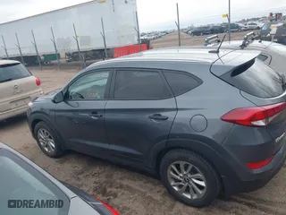 2016 Hyundai Tucson SE with VIN KM8J3CA43GU074302, listed as a IAAI auction lot 41957992 with 175,614 mi miles. Bid and sale history available at carsss.com. Image 14.