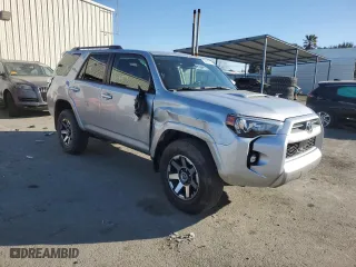 2024 Toyota 4Runner TRD Off Road with VIN JTEPU5JR4R6264079, listed as a Copart auction lot 42853025 with 25,522 mi miles and Clean Title. Bid and sale history available at carsss.com. Image 4.