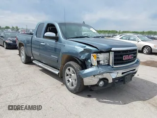 2010 GMC Sierra 1500 SLT z VIN 1GTSKWE32AZ270014, wystawiony jako IAAI lot #42192128 z przebiegiem 191 371 mil mil oraz . Historia ofert i sprzedaży dostępna na DreamBid. Obrazek 1.