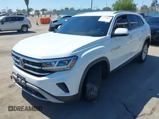 2020 Volkswagen Atlas with VIN 1V2YC2CA4LC205011, listed as a IAAI auction lot 42233807 with 39,084 mi miles and . Bid and sale history available at DreamBid. Image 19.