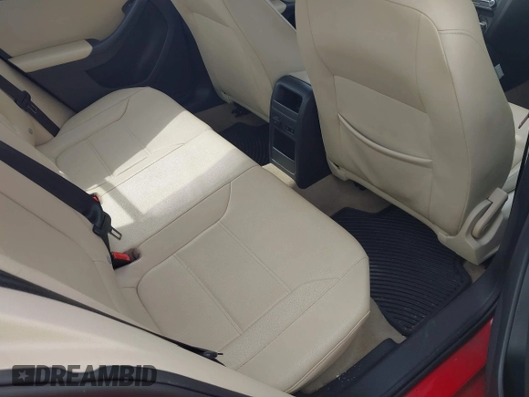 2012 Volkswagen Jetta SE with VIN 3VWDX7AJ0CM322455, listed as a IAAI auction lot 42279027 with 121,214 mi miles and . Bid and sale history available at DreamBid. Image 8.