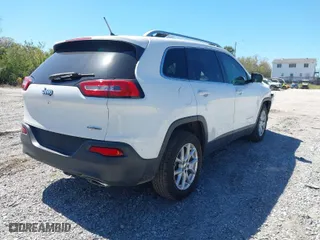 2015 Jeep Cherokee Latitude with VIN 1C4PJLCS7FW737387, listed as a IAAI auction lot 41759678 with NaN miles. Bid and sale history available at carsss.com. Image 4.