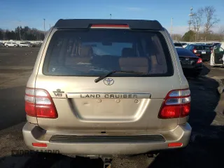 2003 Toyota Land Cruiser with VIN JTEHT05J232044808, listed as a Copart auction lot 43762665 with 306,191 mi miles and Clean Title. Bid and sale history available at carsss.com. Image 6.