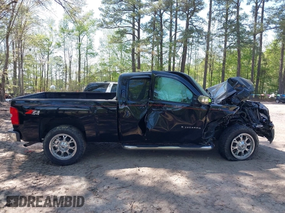 2013 Chevrolet Silverado 1500 LTZ with VIN 1GCRKTE76DZ354602, listed as a IAAI auction lot 42066451 with 81,907 mi miles and . Bid and sale history available at DreamBid. Image 13.