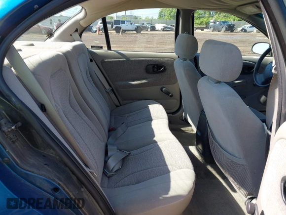 2002 Saturn SL with VIN 1G8ZK52742Z289921, listed as a IAAI auction lot 42340896 with 165,328 mi miles and . Bid and sale history available at DreamBid. Image 8.