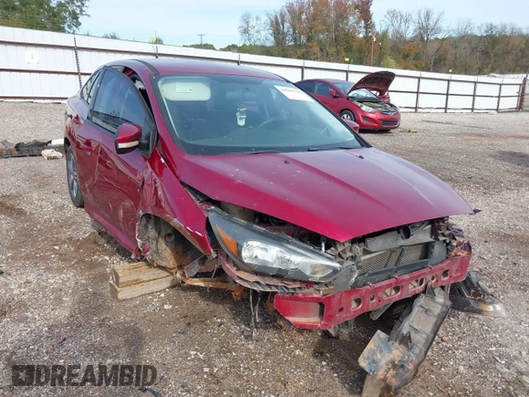 2016 Ford Focus SE with VIN 1FADP3FE6GL208688, listed as a IAAI auction lot 40980789 with 105,954 mi miles. Bid and sale history available at carsss.com. Image 6.
