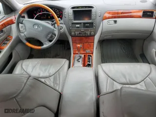 2002 Lexus LS 430 with VIN JTHBN30F120075551, listed as a Copart auction lot 52411405 with 194,704 mi miles and Salvage Title. Bid and sale history available at carsss.com. Image 8.