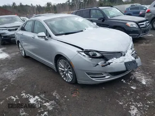 2013 Lincoln MKZ with VIN 3LN6L2J96DR800877, listed as a IAAI auction lot 41256557 with 125,584 mi miles. Bid and sale history available at carsss.com. Image 1.