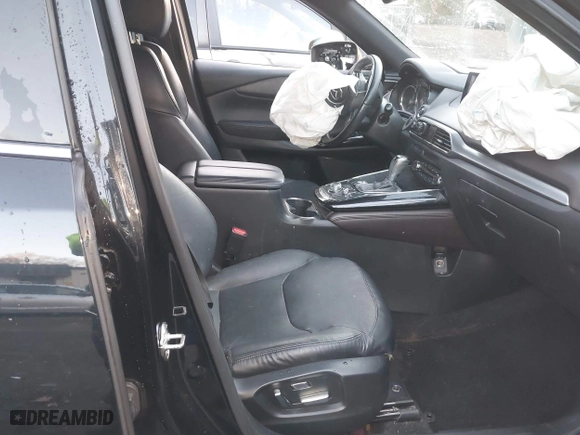 2018 Mazda CX-9 Grand Touring with VIN JM3TCBDY1J0226816, listed as a IAAI auction lot 41090655 with 99,320 mi miles. Bid and sale history available at carsss.com. Image 5.