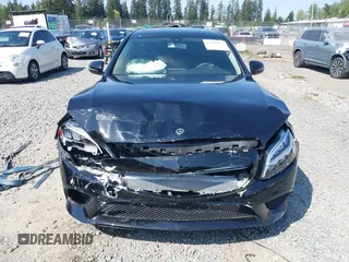 2019 Mercedes-Benz C 300 z VIN 55SWF8DB9KU291393, wystawiony jako IAAI lot #42105875 z przebiegiem 38 853 mil mil oraz . Historia ofert i sprzedaży dostępna na DreamBid. Obrazek 12.