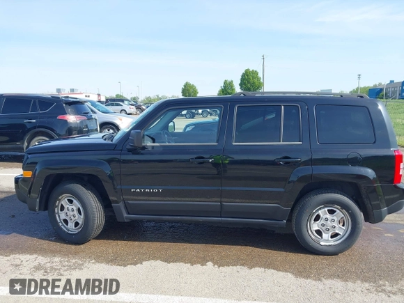 2013 Jeep Patriot Sport with VIN 1C4NJPBA1DD272752, listed as a IAAI auction lot 42080920 with 153,526 mi miles. Bid and sale history available at carsss.com. Image 14.