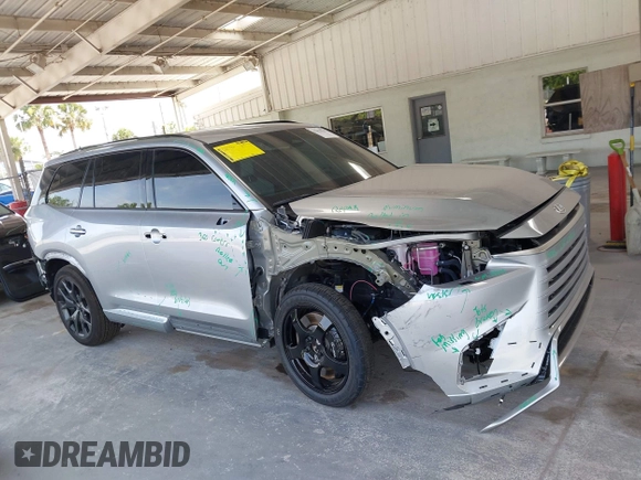 2025 Lexus TX 500h F Sport Premium with VIN 5TDABAB62SS009112, listed as a IAAI auction lot 42456147 with 2,490 mi miles and . Bid and sale history available at DreamBid. Image 14.