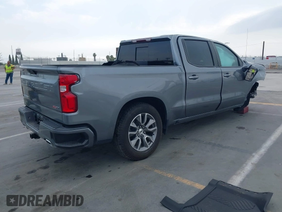 2021 Chevrolet Silverado 1500 RST with VIN 1GCUYEET5MZ230337, listed as a IAAI auction lot 39846314 with 15,605 mi miles. Bid and sale history available at carsss.com. Image 4.