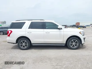2018 Ford Expedition XLT with VIN 1FMJU1HT8JEA60704, listed as a IAAI auction lot 42068391 with 120,940 mi miles and . Bid and sale history available at DreamBid. Image 13.