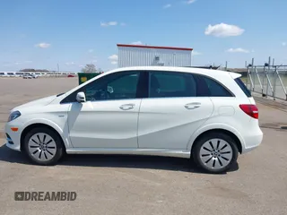 2017 Mercedes-Benz B with VIN WDDVP9ABXHJ016806, listed as a IAAI auction lot 42106582 with 47,329 mi miles. Bid and sale history available at carsss.com. Image 14.