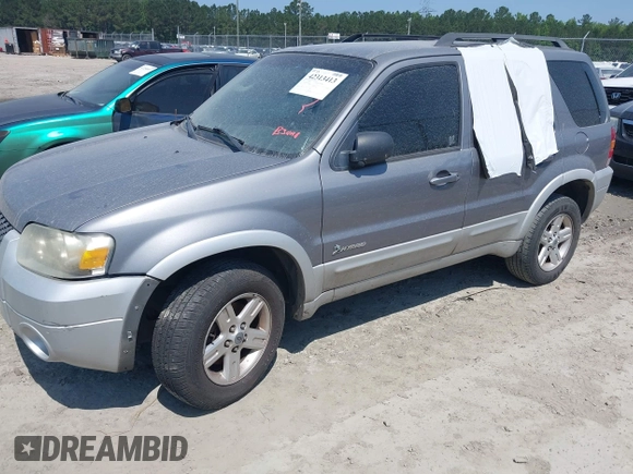 2007 Ford Escape Hybrid with VIN 1FMCU49H87KB34041, listed as a IAAI auction lot 42313413 with Not provided miles and . Bid and sale history available at DreamBid. Image 2.