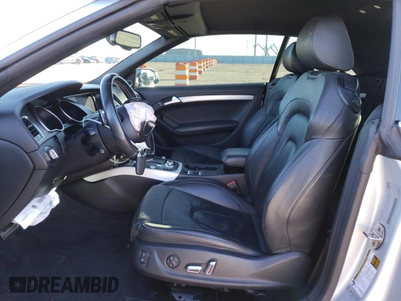 2013 Audi S5 Premium Plus z VIN WAUCGAFH4DN006689, wystawiony jako Copart lot #80929814 z przebiegiem 65 818 mil mil oraz Szkoda całkowita • Salvage title. Historia ofert i sprzedaży dostępna na DreamBid. Obrazek 7.