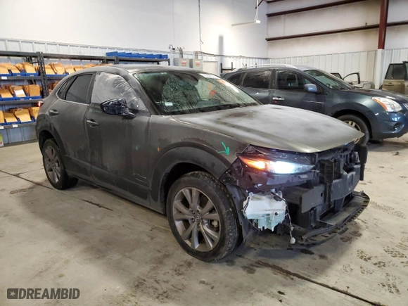 2020 Mazda CX-30 Preferred Package with VIN 3MVDMBDL3LM112667, listed as a Copart auction lot 43642595 with NaN miles and Salvage Title. Bid and sale history available at carsss.com. Image 4.