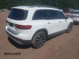 2021 Mercedes-Benz GLB 250 z VIN W1N4M4GB0MW104049, wystawiony jako IAAI lot #42292913 z przebiegiem 63 626 mil mil oraz . Historia ofert i sprzedaży dostępna na DreamBid. Obrazek 4.