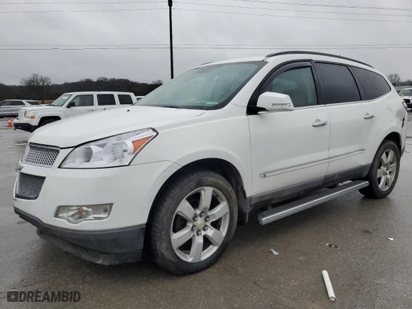 2009 Chevrolet Traverse LTZ with VIN 1GNEV33D69S113421, listed as a Copart auction lot 45001685 with 159,841 mi miles and Salvage Title. Bid and sale history available at carsss.com. Image 1.
