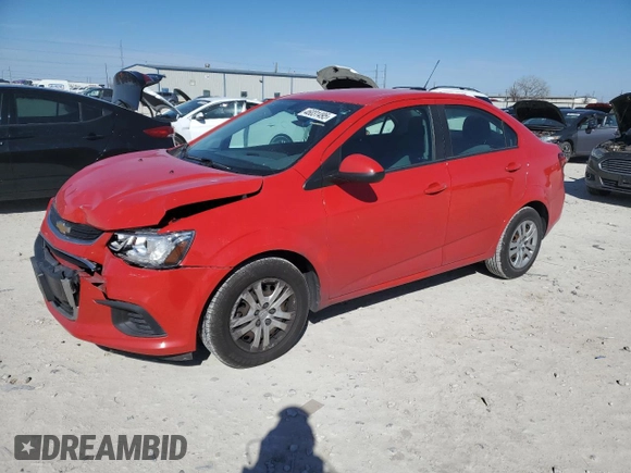 2019 Chevrolet Sonic LS z VIN 1G1JB5SB6K4147597, wystawiony jako Copart lot #46031495 z przebiegiem 59 905 mil mil oraz Szkoda całkowita • Salvage title. Historia ofert i sprzedaży dostępna na DreamBid. Obrazek 1.