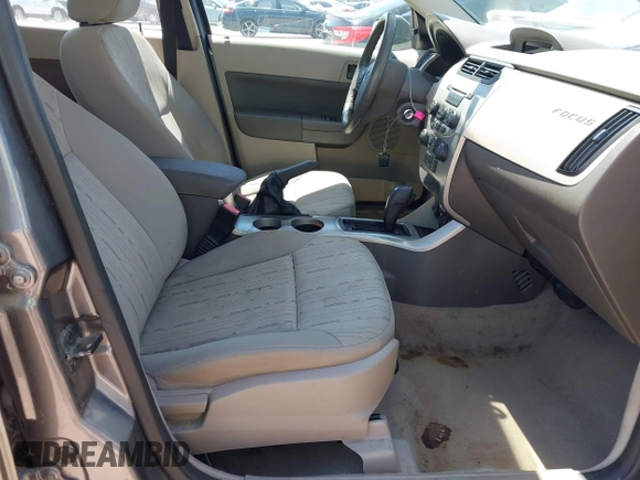 2011 Ford Focus SE with VIN 1FAHP3FN4BW174842, listed as a IAAI auction lot 42027681 with 58,616 mi miles. Bid and sale history available at carsss.com. Image 5.