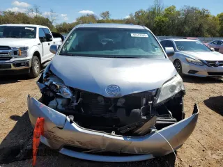 2015 Toyota Sienna XLE with VIN 5TDYK3DC2FS557260, listed as a Copart auction lot 50147465 with 177,492 mi miles and Salvage Title. Bid and sale history available at carsss.com. Image 5.