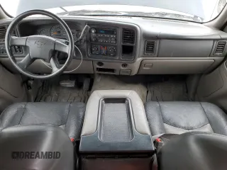 2004 Chevrolet Suburban LS with VIN 1GNFK16ZX4J165559, listed as a Copart auction lot 51263405 with 223,337 mi miles and Salvage Title. Bid and sale history available at carsss.com. Image 8.