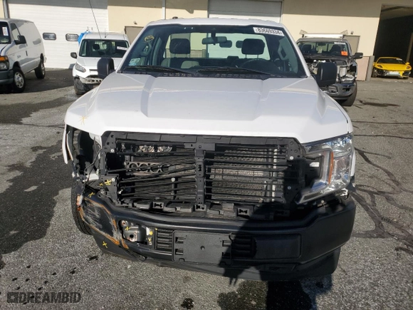 2019 Ford F-150 XL with VIN 1FTMF1CB1KKE30310, listed as a Copart auction lot 83669334 with 32,120 mi miles and Salvage Title. Bid and sale history available at carsss.com. Image 5.