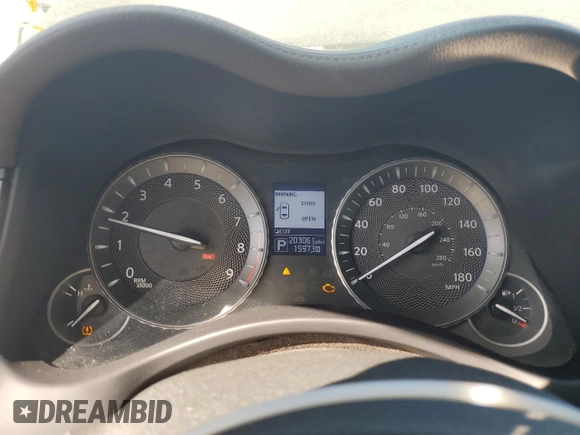 2015 Infiniti Q70 z VIN JN1BY1PR6FM830997, wystawiony jako Copart lot #41895875 z przebiegiem 203 061 mil mil oraz Szkoda całkowita • Salvage title. Historia ofert i sprzedaży dostępna na DreamBid. Obrazek 9.