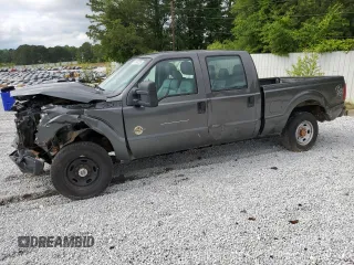2015 Ford F-250 Lariat z VIN 1FT7W2BT1FEB25018, wystawiony jako Copart lot #55891235 z przebiegiem 186 354 mil mil oraz Szkoda całkowita • Salvage title. Historia ofert i sprzedaży dostępna na DreamBid. Obrazek 1.