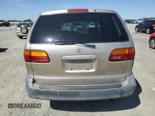 2000 Toyota Sienna CE with VIN 4T3ZF19C1YU305698, listed as a Copart auction lot 52049075 with 230,983 mi miles and Clean Title. Bid and sale history available at carsss.com. Image 6.