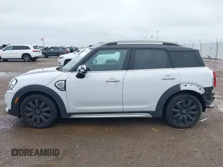 2018 MINI Countryman Cooper S z VIN WMZYT3C31J3D99568, wystawiony jako IAAI lot #42131017 z przebiegiem 54 992 mil mil oraz . Historia ofert i sprzedaży dostępna na DreamBid. Obrazek 14.