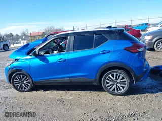 2022 Nissan Kicks SV with VIN 3N1CP5CV1NL510786, listed as a IAAI auction lot 41600316 with 82,374 mi miles. Bid and sale history available at carsss.com. Image 14.