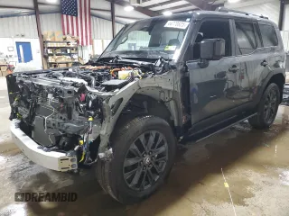 2024 Toyota Land Cruiser z VIN JTEABFAJ1R5005244, wystawiony jako Copart lot #44770825 z przebiegiem 5436 mil mil oraz Szkoda całkowita • Salvage title. Historia ofert i sprzedaży dostępna na DreamBid. Obrazek 1.